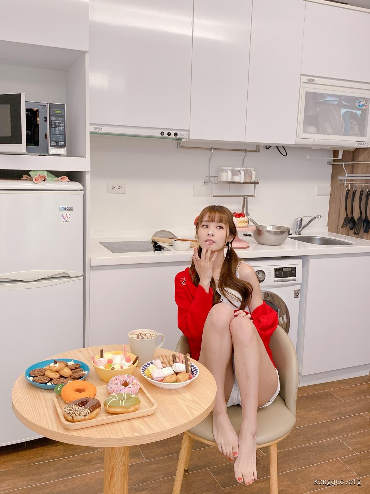 泥泥汝 – 全套无水印14期视频[9.2G-2024.8新发]