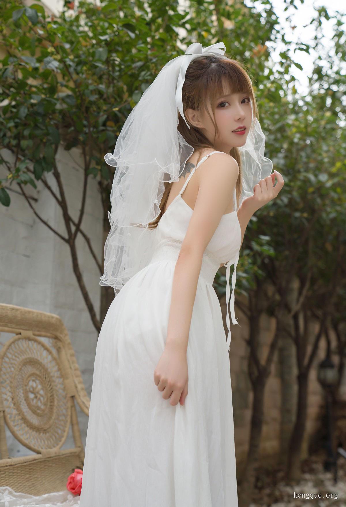 凛子酱 – 非全套最新22期随包视频[3.2G-2024.6]