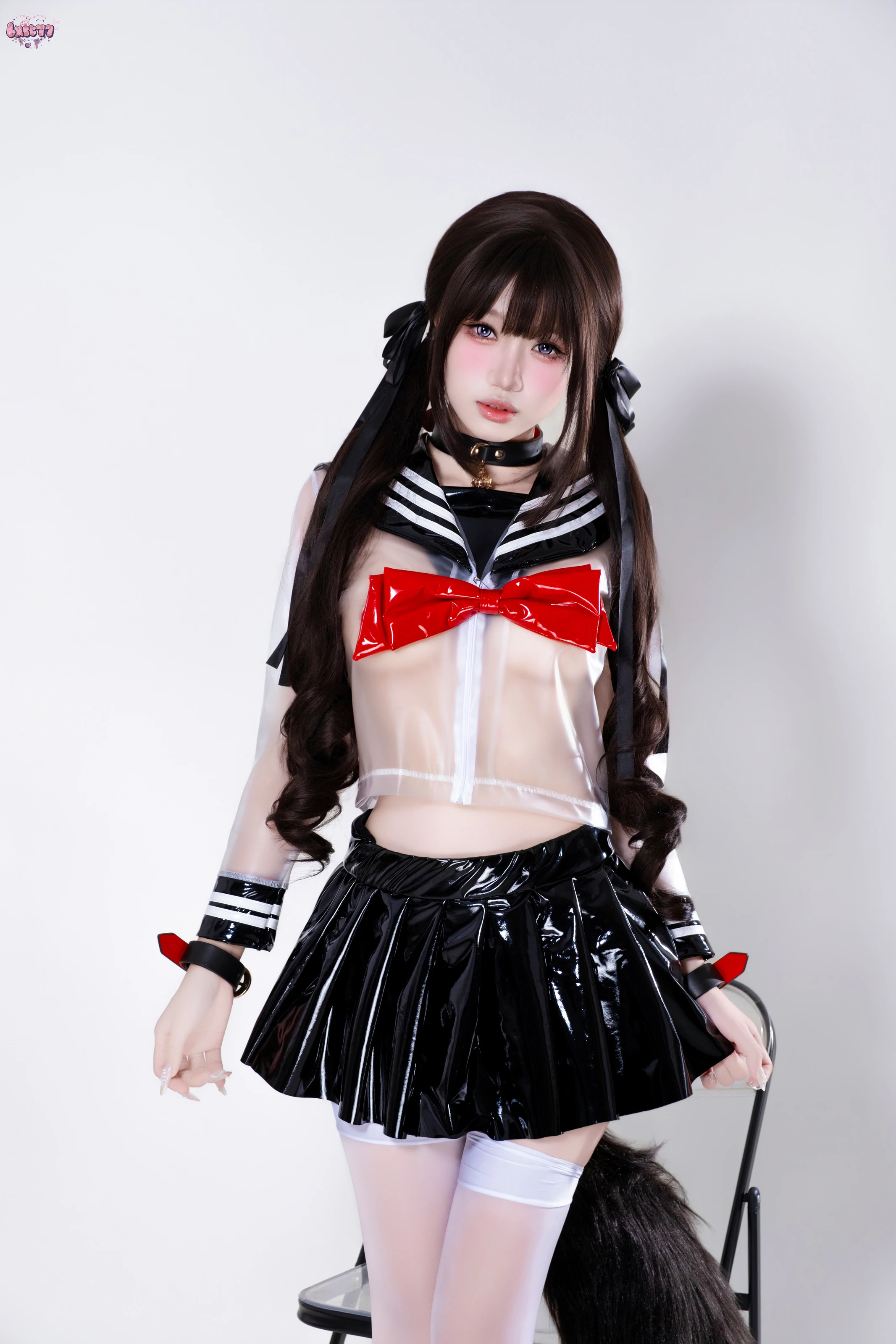 柒柒要乖哦 – 兽尾透明JK