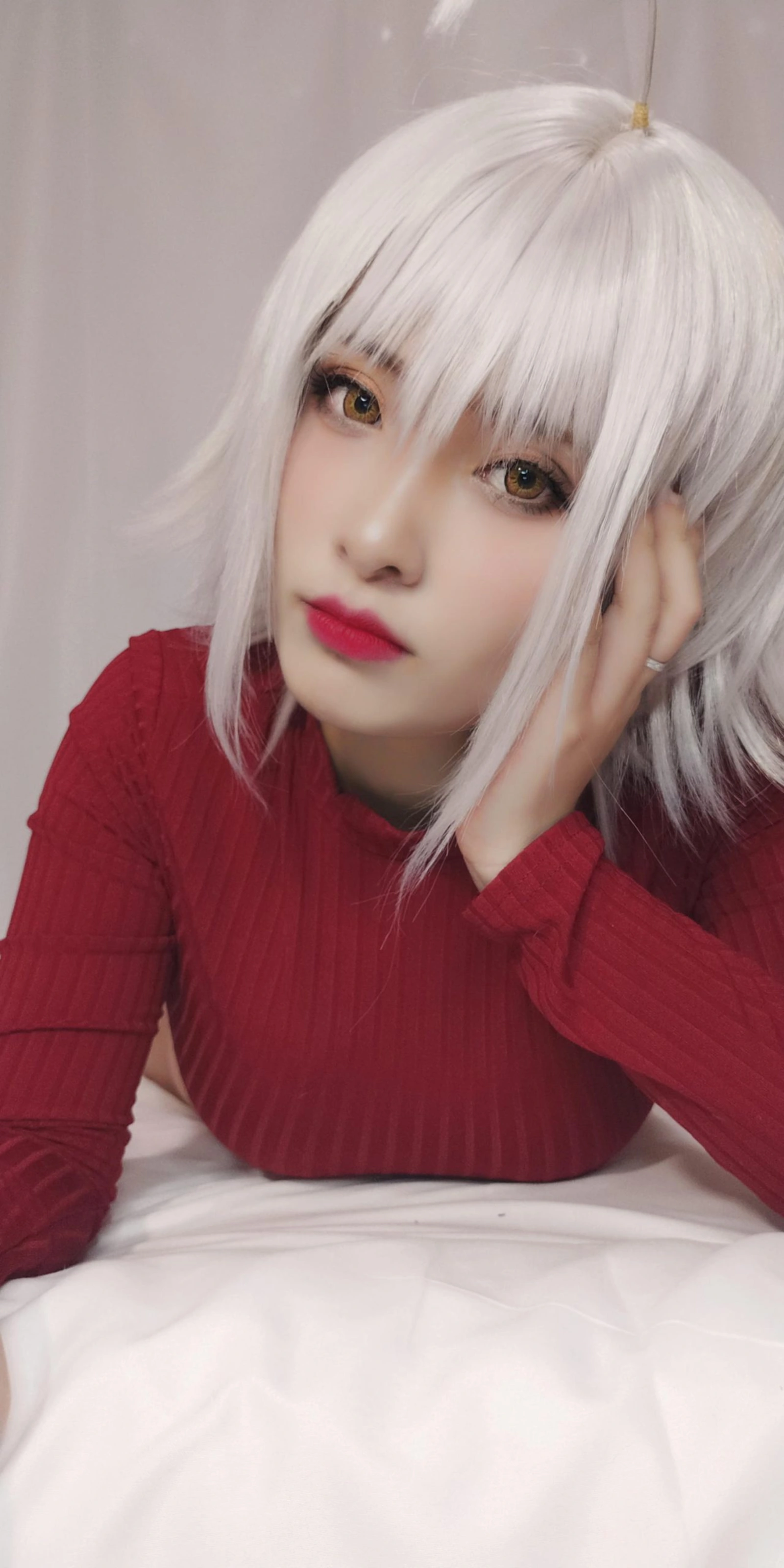 洛璃 LoLiSAMA – 黑贞德 红色毛衣插图7 洛璃 LoLiSAMA – 黑贞德 红色毛衣插图7