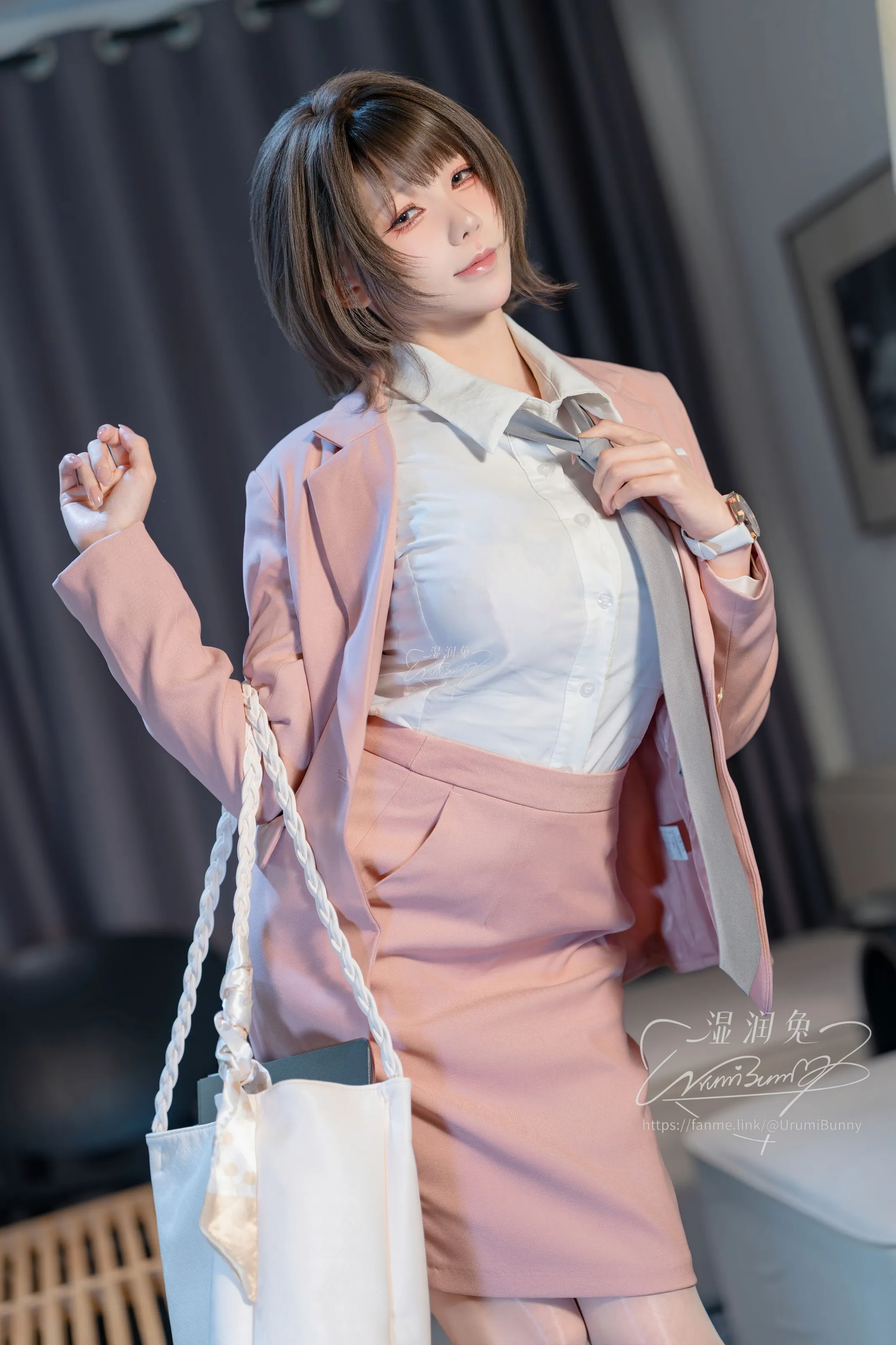 咬一口兔娘(黏黏团子兔) – 2026年10月作品 职场新人无惨 下篇插图2 咬一口兔娘(黏黏团子兔) – 2026年10月作品 职场新人无惨 下篇插图2