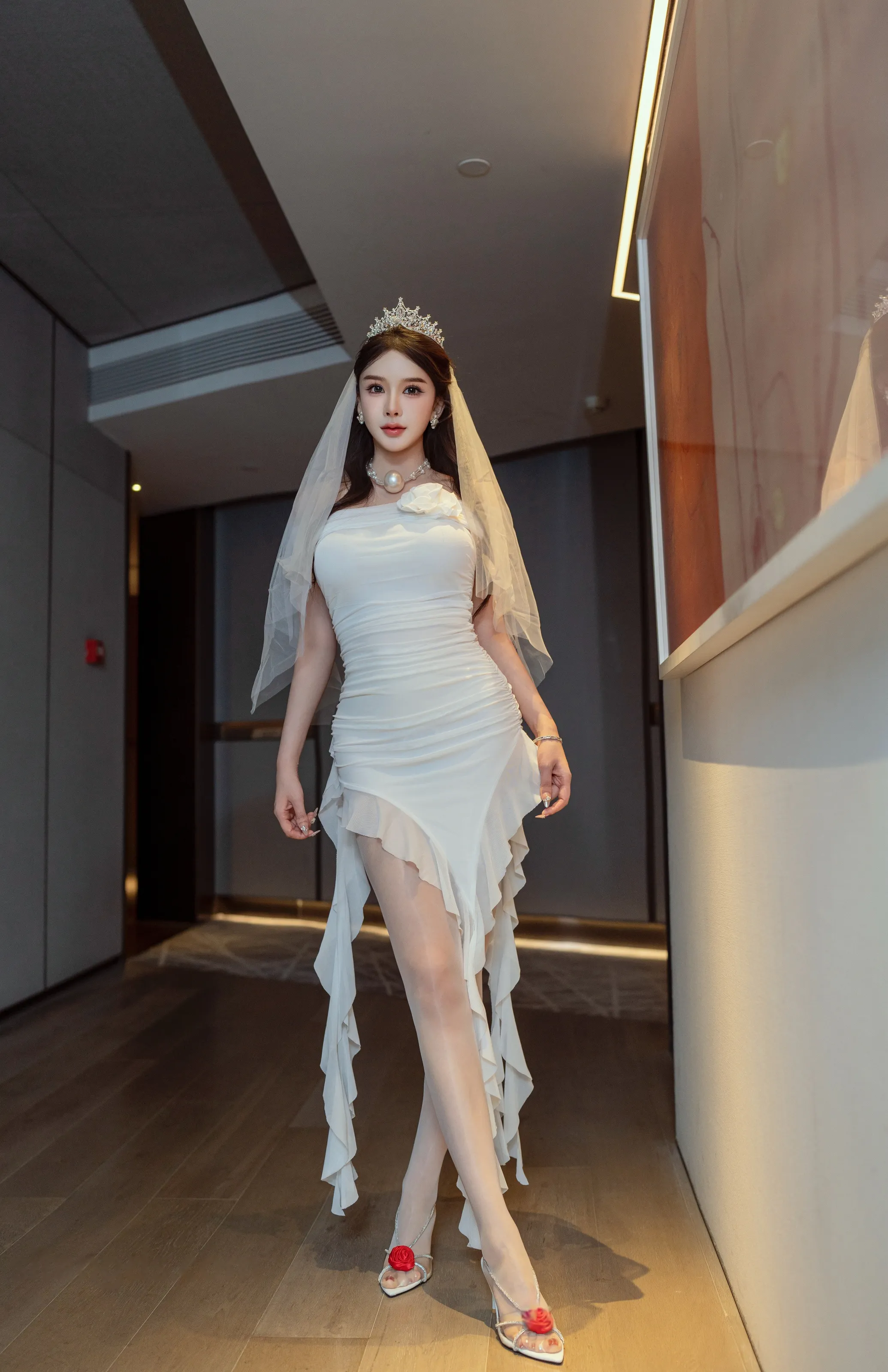 XINGYAN VOL.388 无删减版 李丽莎 闺蜜婚纱插图4 XINGYAN VOL.388 无删减版 李丽莎 闺蜜婚纱插图4