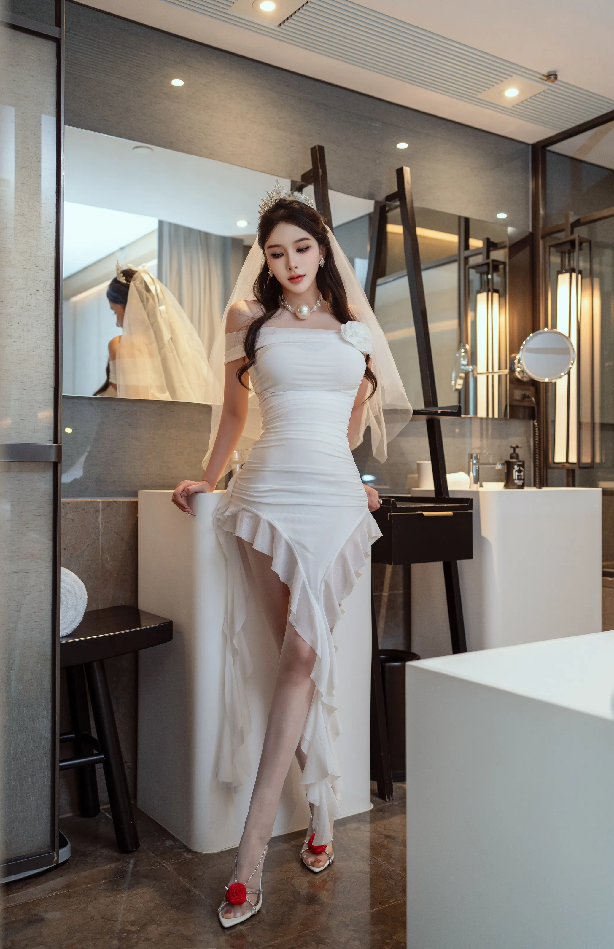 XINGYAN VOL.388 无删减版 李丽莎 闺蜜婚纱插图6 XINGYAN VOL.388 无删减版 李丽莎 闺蜜婚纱插图6
